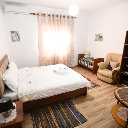 Guest House Luli Berat Exterior photo