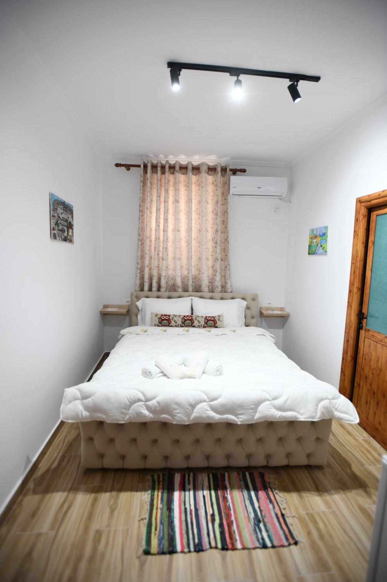 Guest House Luli Berat Exterior photo